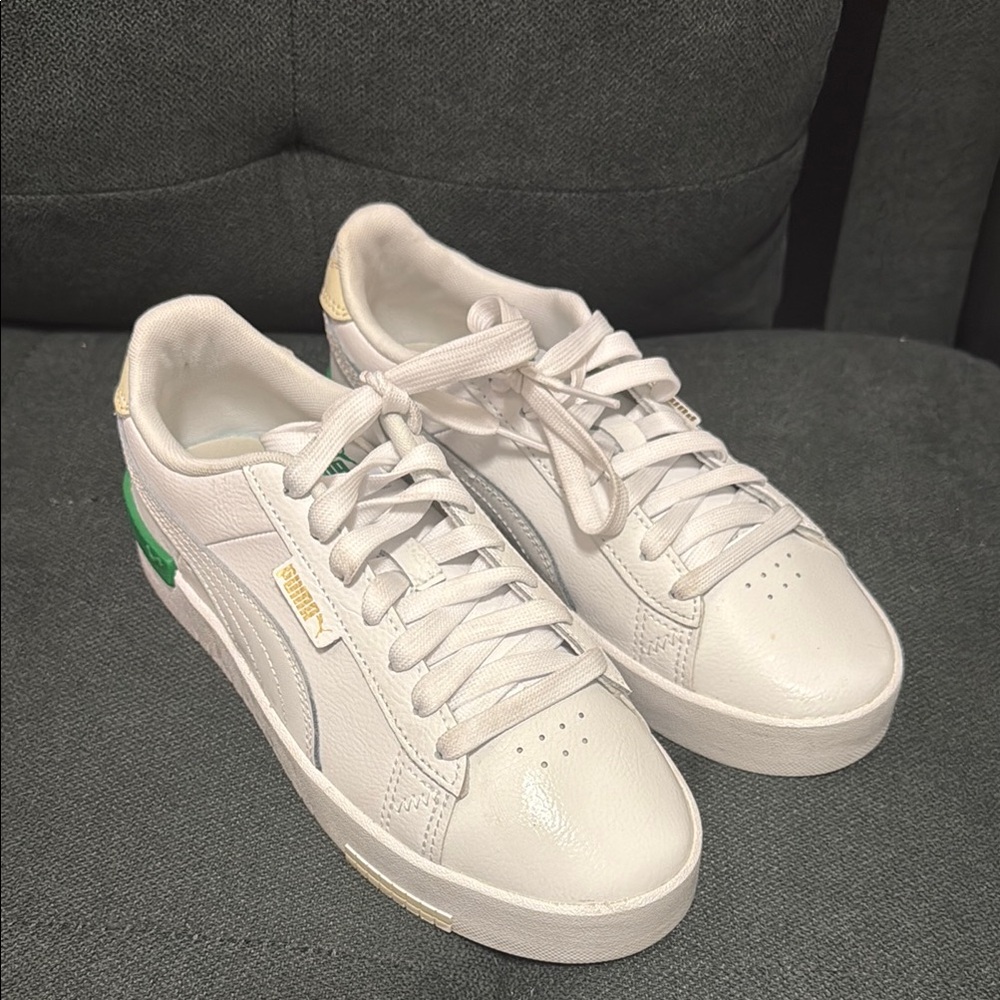 Puma White and Green Sneakers